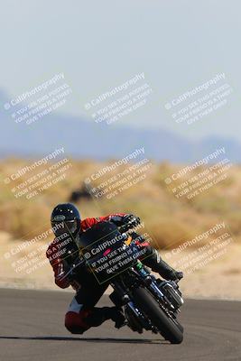 media/Oct-08-2022-SoCal Trackdays (Sat) [[1fc3beec89]]/Turn 16 (125pm)/